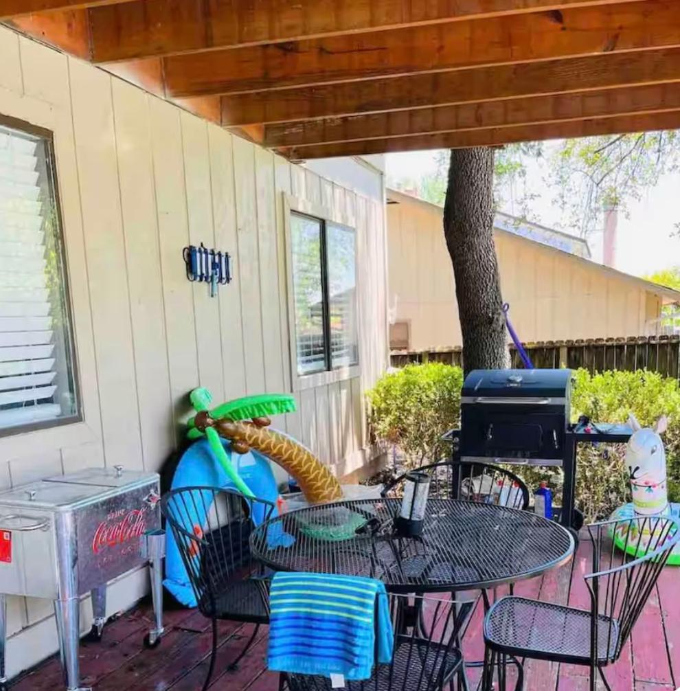 Cheerful Private With Pool Bed & Breakfast San Antonio