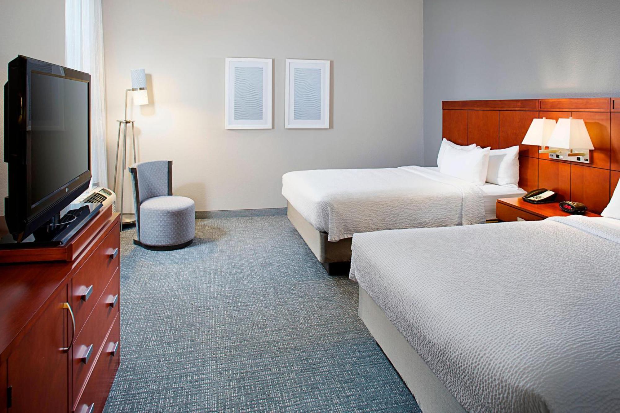 Courtyard By Marriott Seaworld/westover Hills