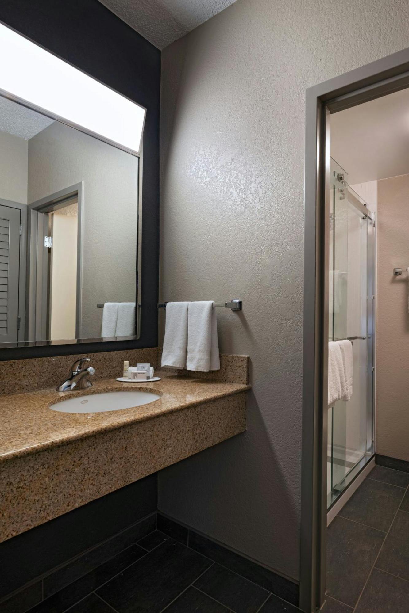 Hotel Courtyard By Marriott Medical Center