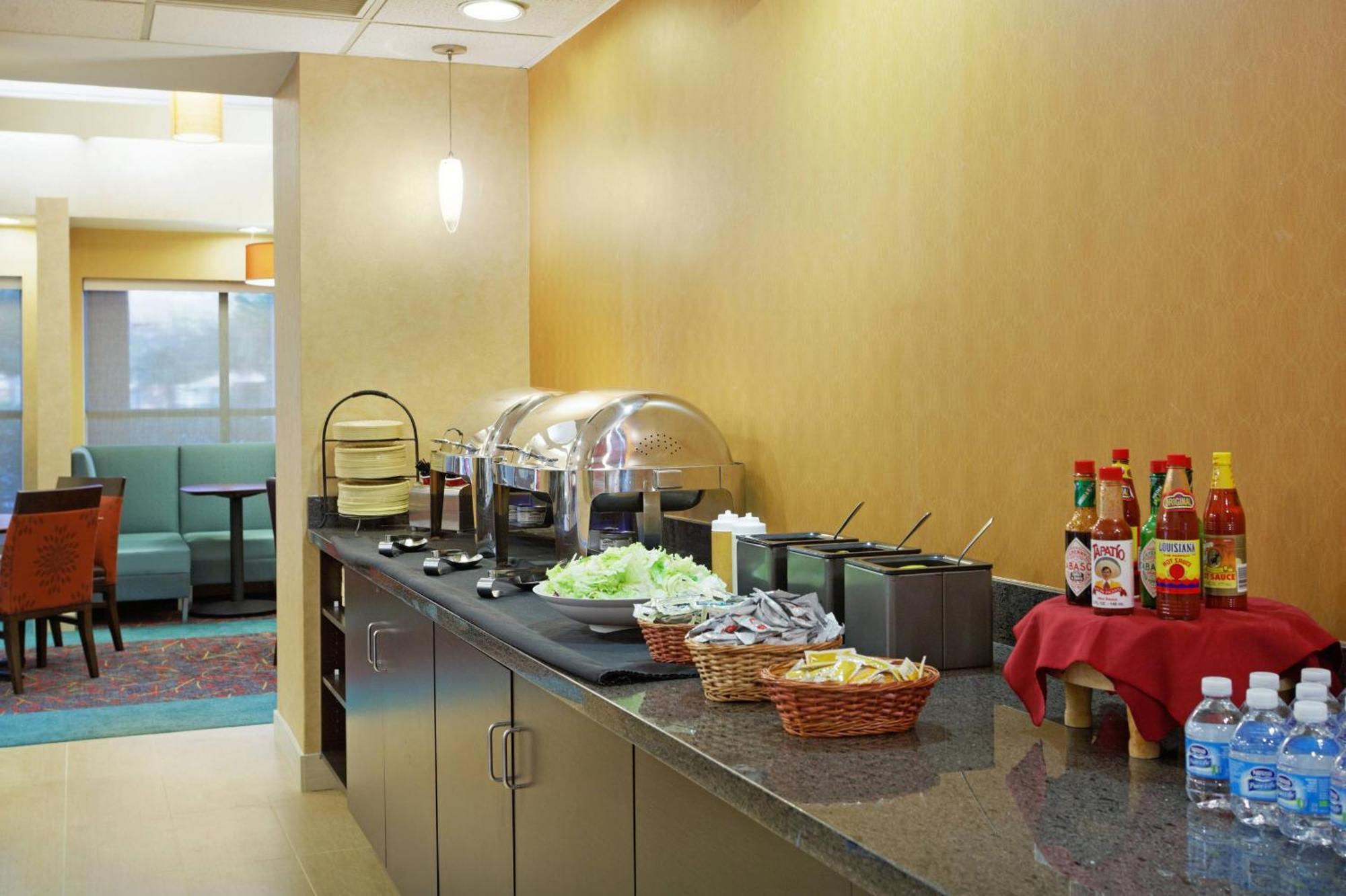 By Marriott Downtown Market Square 3* San Antonio