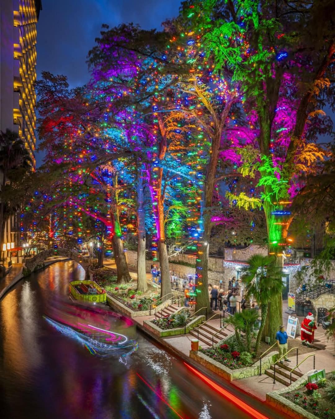 Viva Fiesta On Riverwalk *