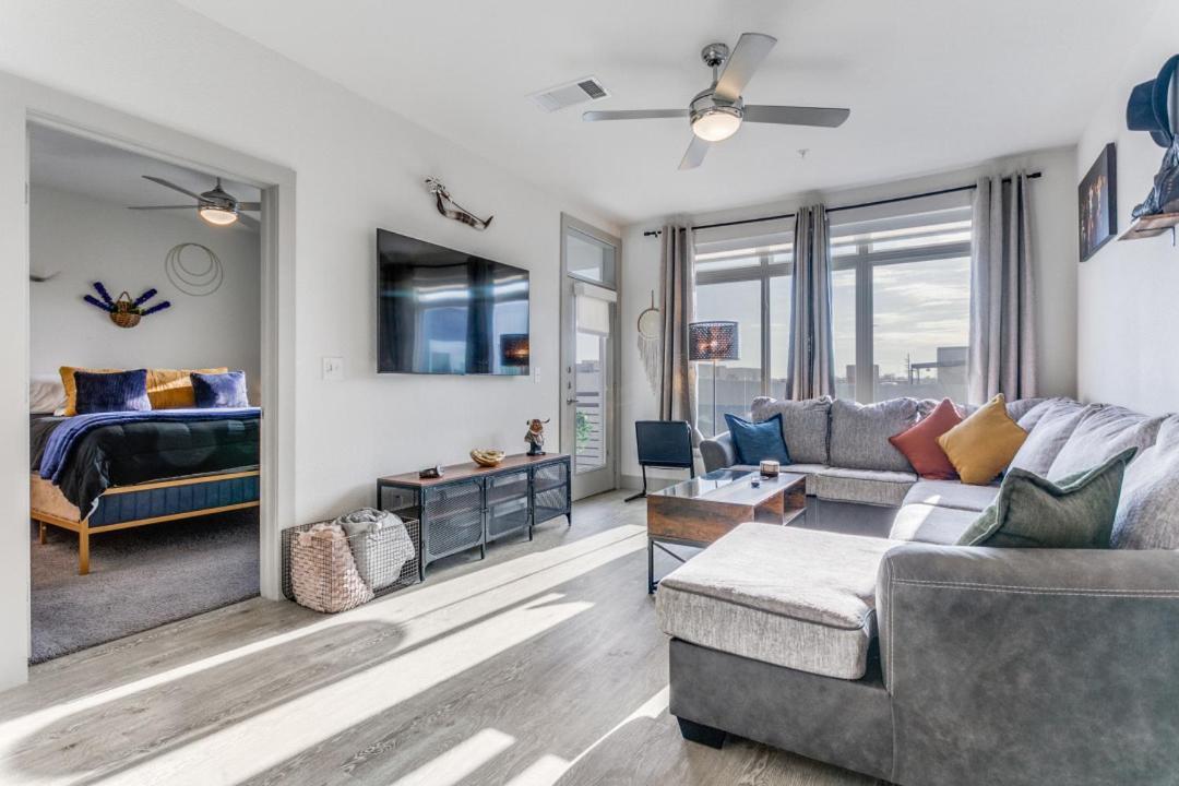 Apartment Tx On Riverwalk W King Ste,pets San Antonio