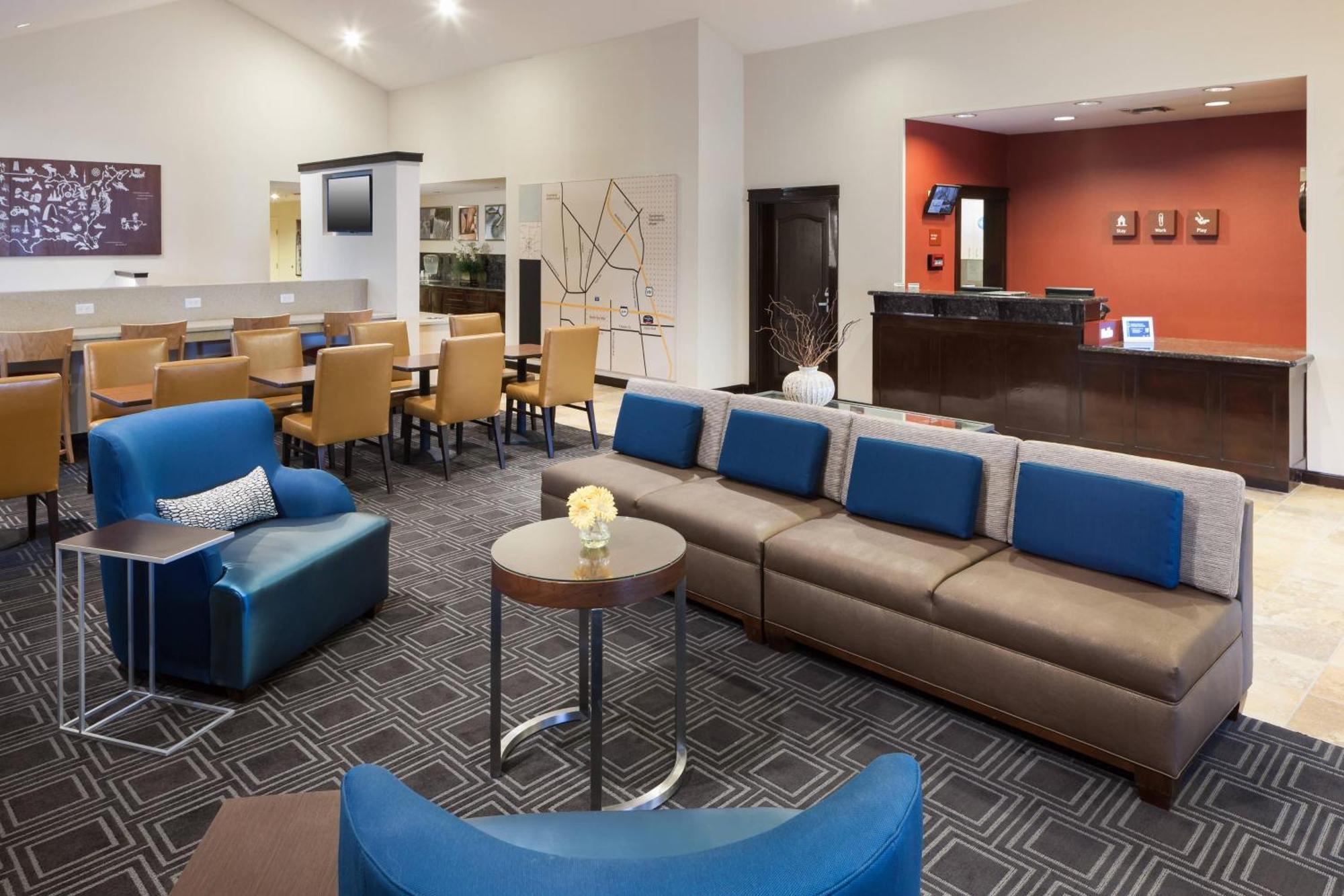 Towneplace By Marriott Airport Hotel 3*