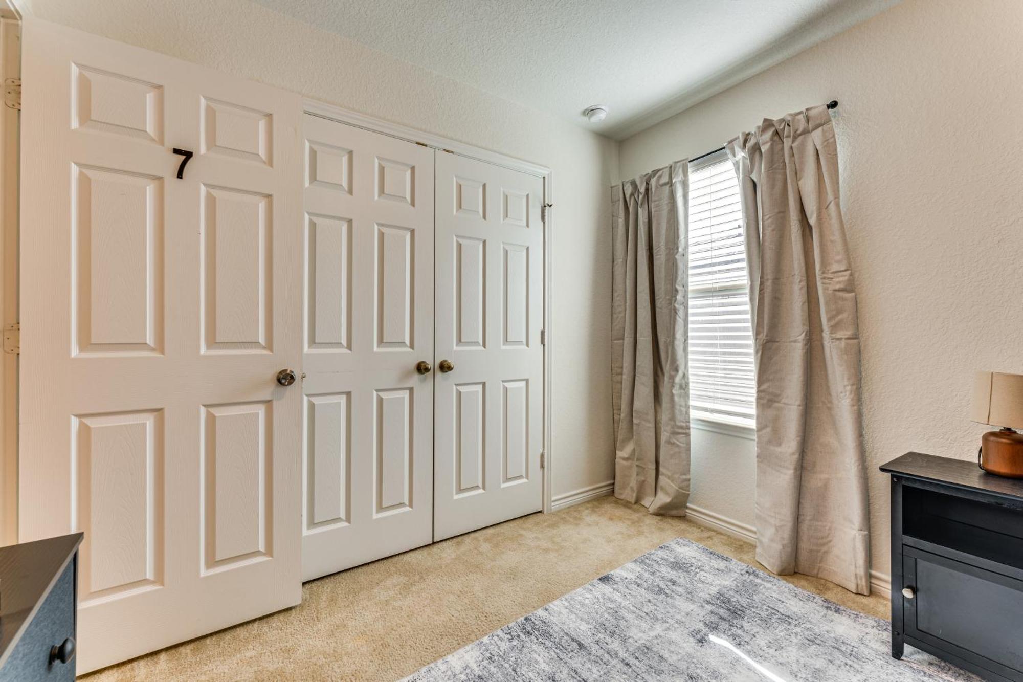 Spacious 11 Mi To River Walk * San Antonio