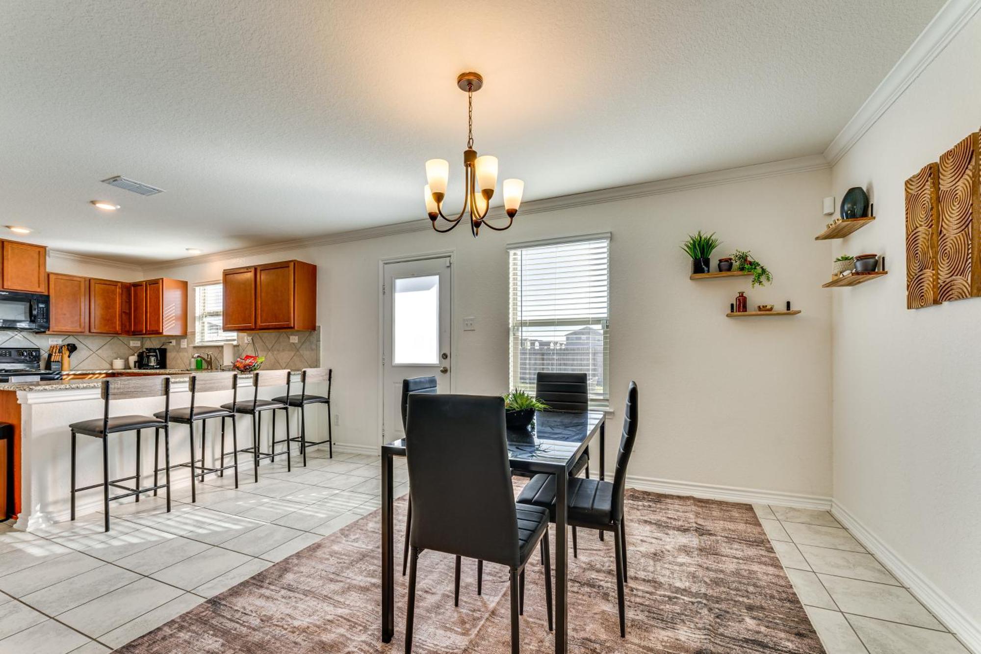 Spacious 11 Mi To River Walk * San Antonio
