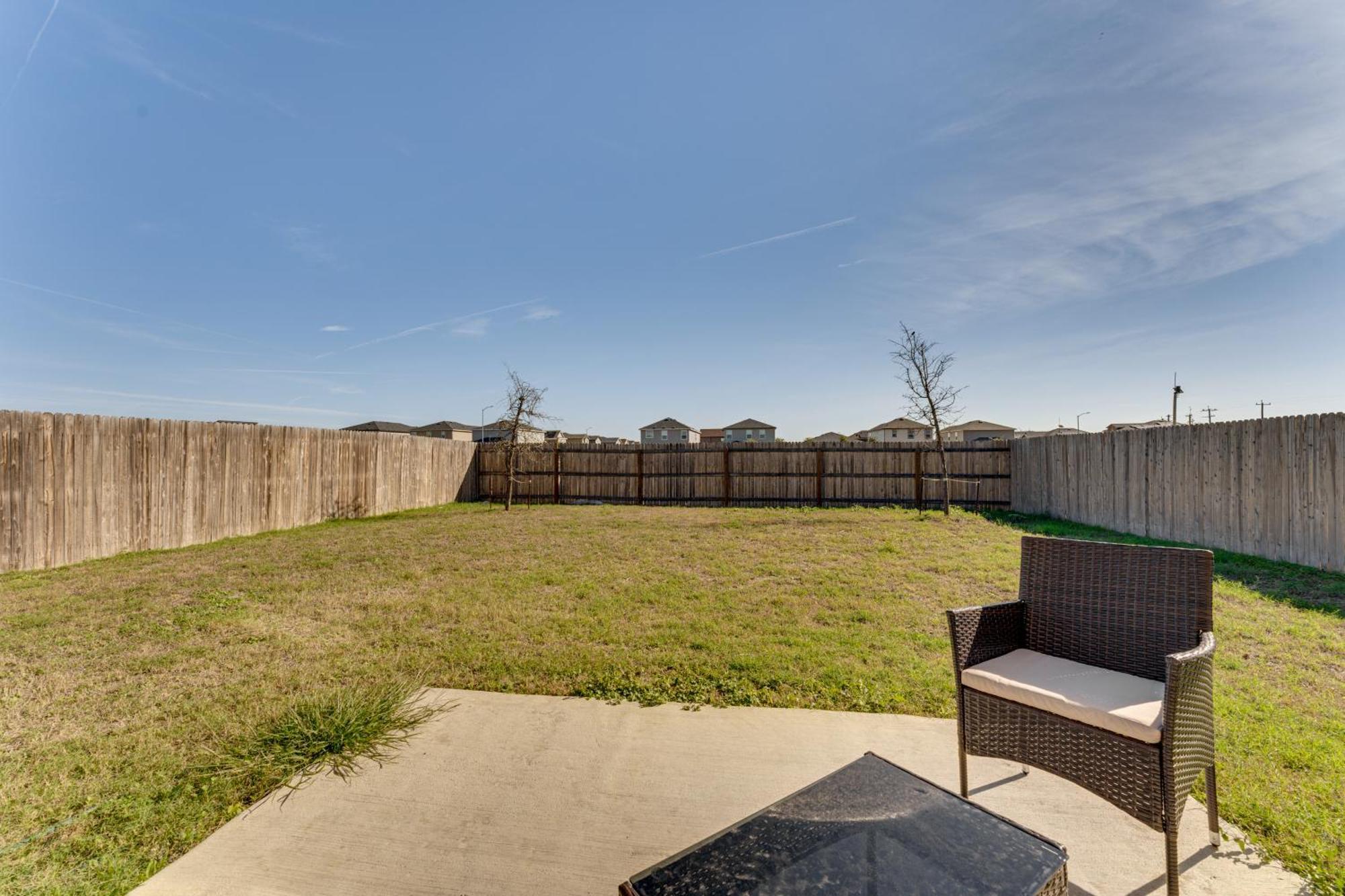Spacious 11 Mi To River Walk Holiday home San Antonio