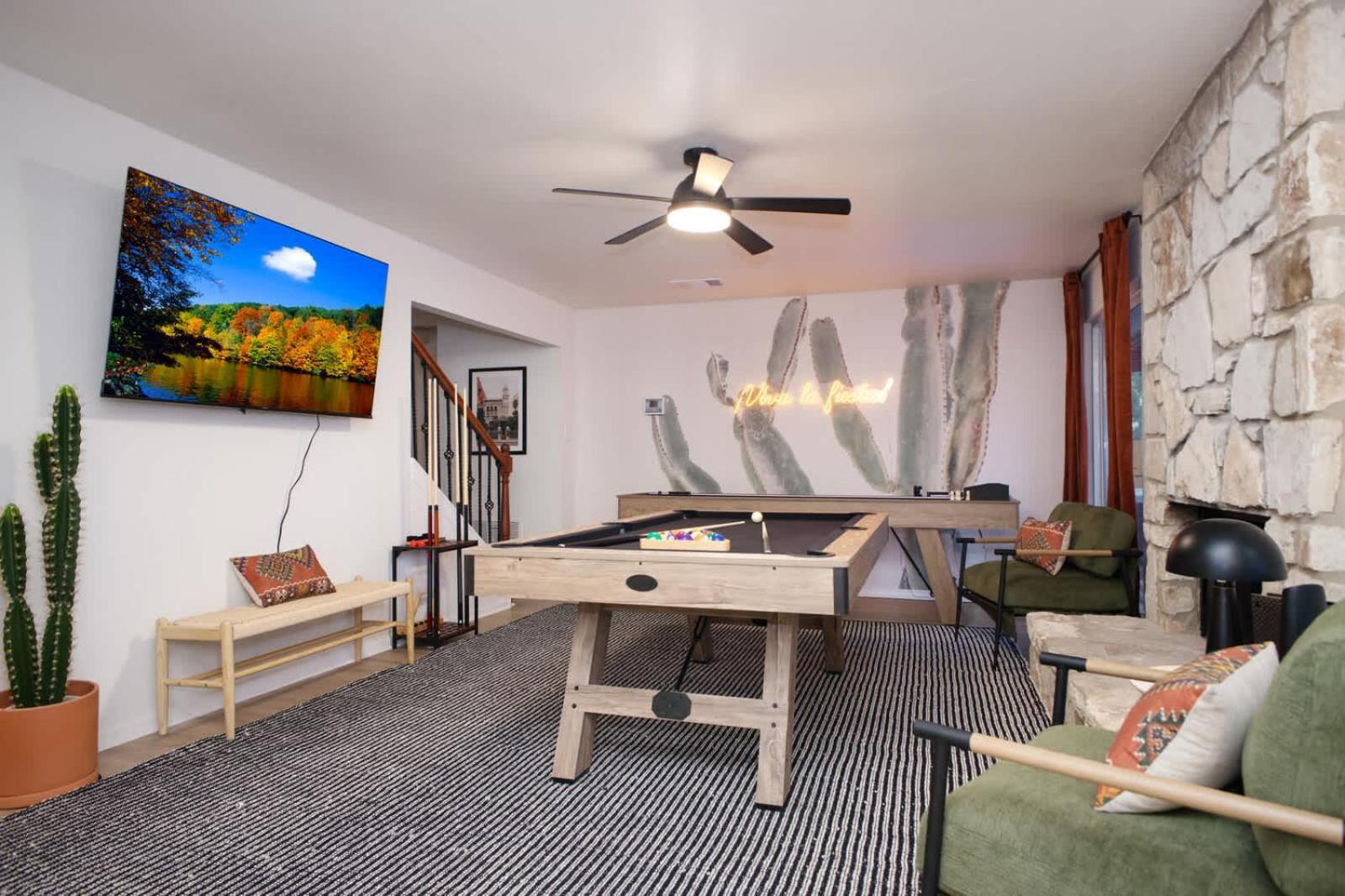 Luxury Escape Pool Sportscourt Games & Theater *