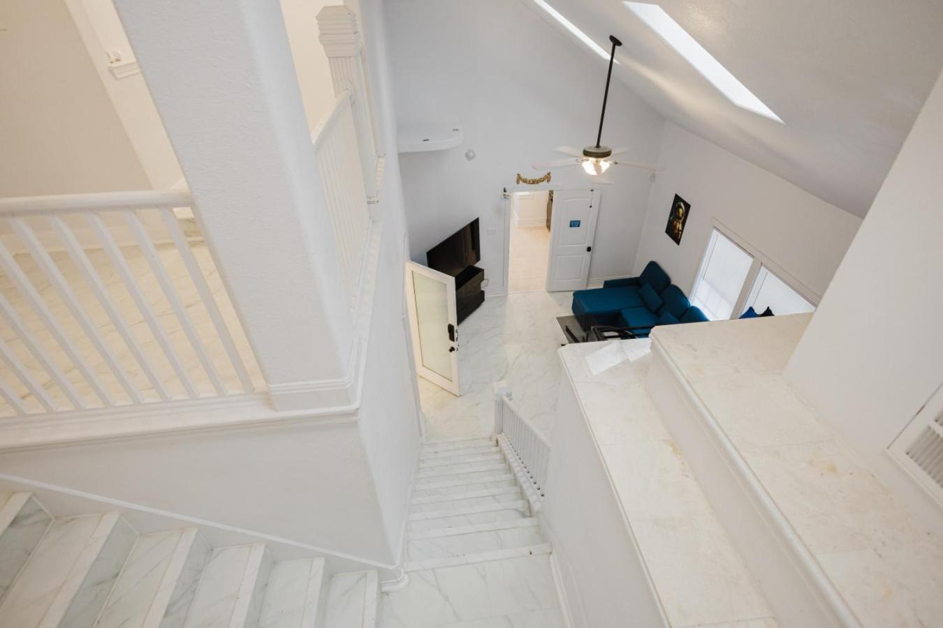 Stunning Victorian 3br Sleeps 10 *