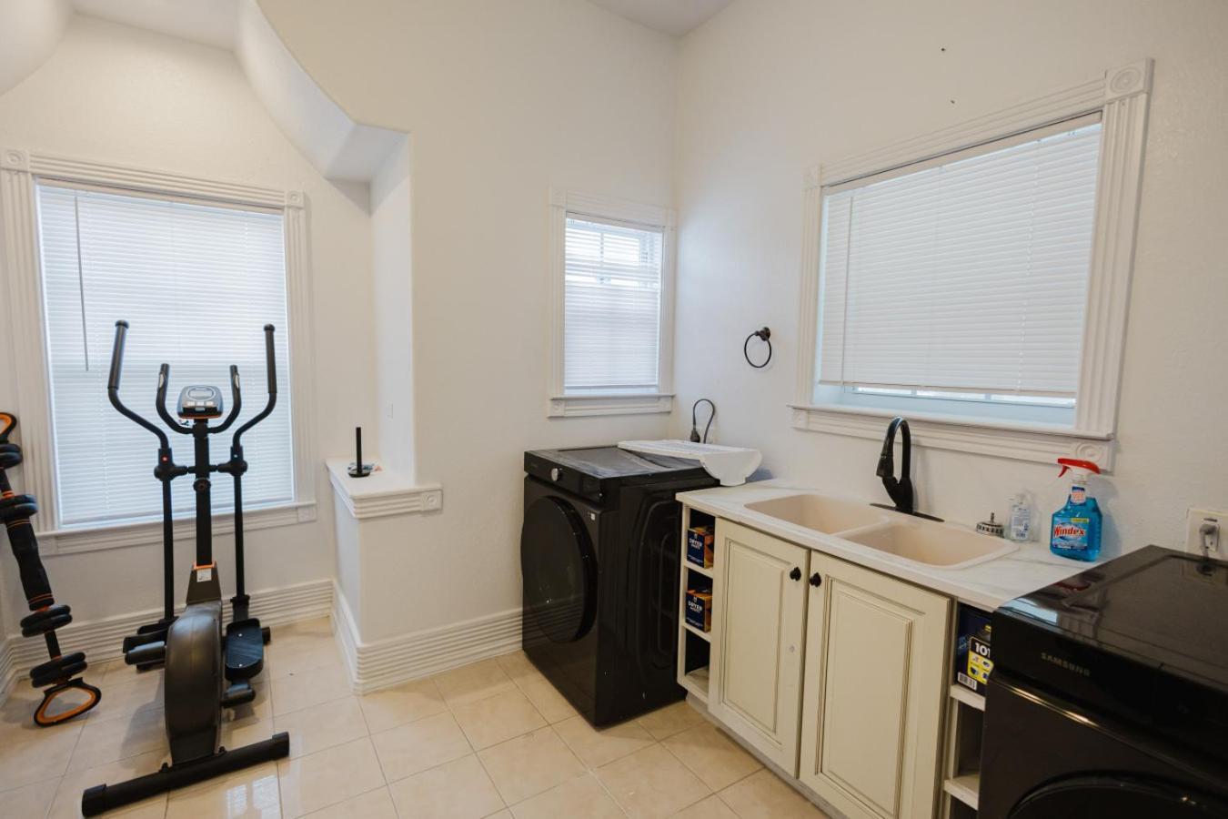 Stunning Victorian 3br Sleeps 10