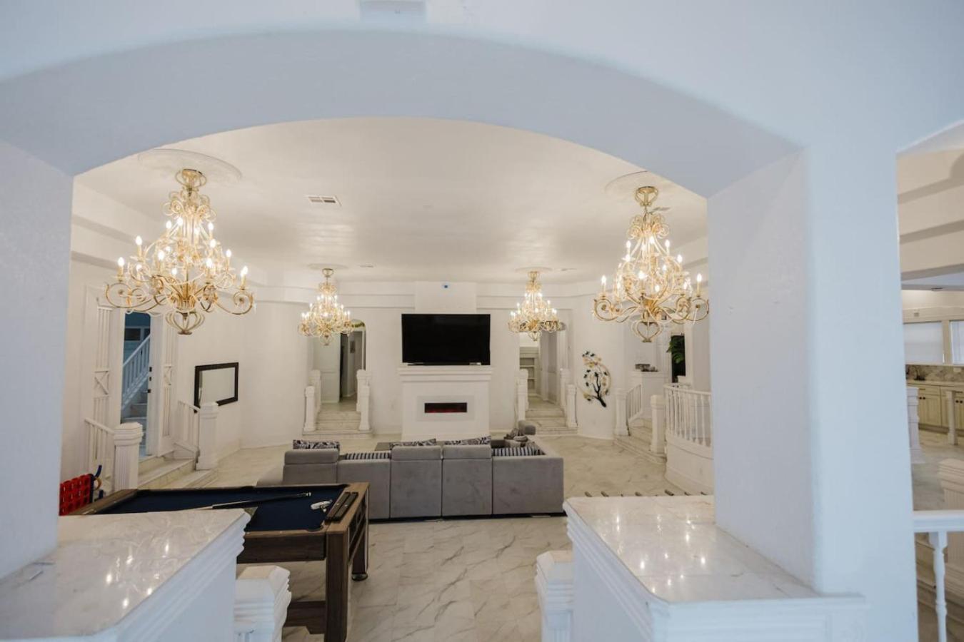 Stunning 6br Victorian Sleeps 25 *