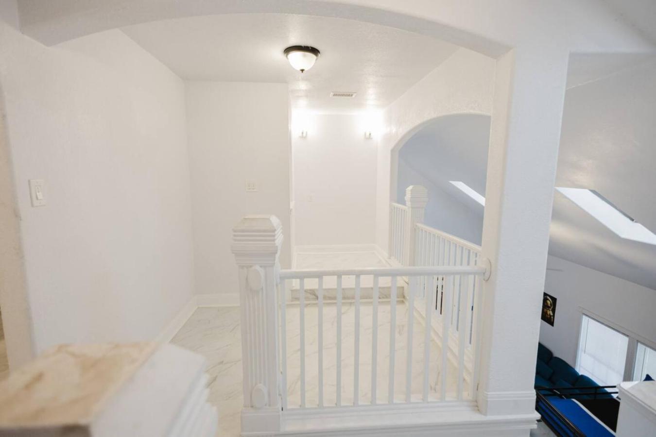 Stunning 6br Victorian Sleeps 25 * San Antonio