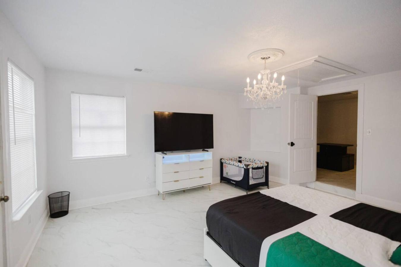 Stunning 6br Victorian Sleeps 25 *