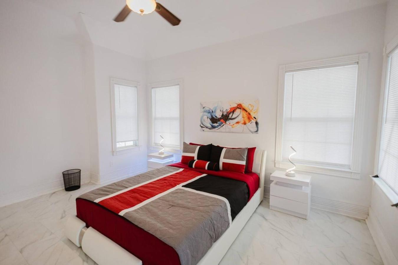 Holiday home Stunning 6br Victorian Sleeps 25