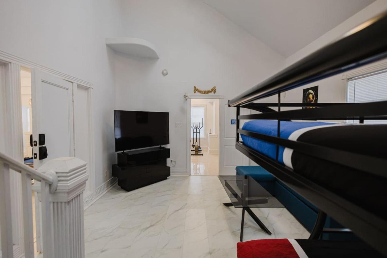 Stunning 6br Victorian Sleeps 25 Holiday home *