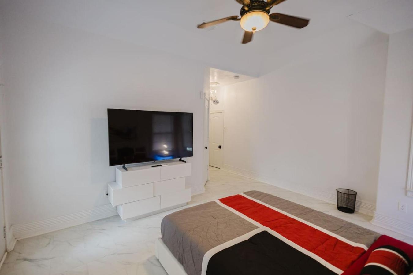 Holiday home Stunning 6br Victorian Sleeps 25 *