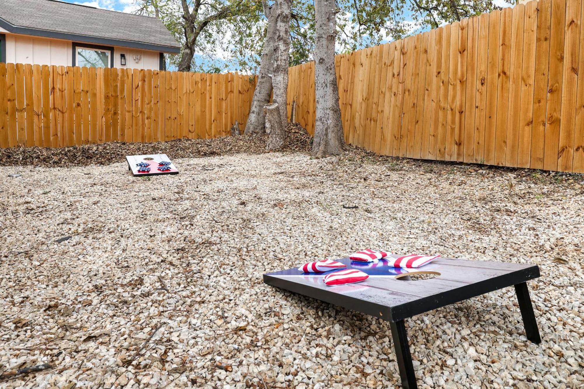 Modern Nr Dt, River Walk, Alamo Wifi Games Holiday home San Antonio