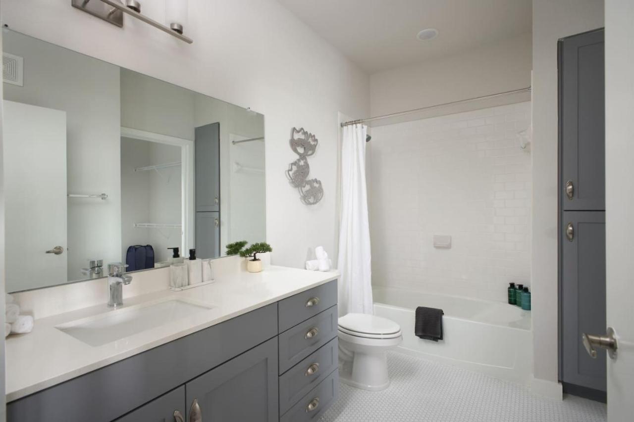 2br Oasis March Madness Alamodome Free Parking Apartment *