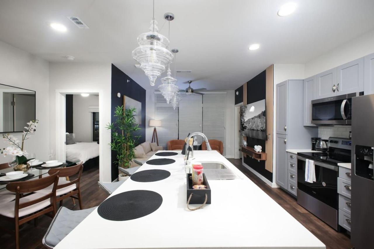 Apartment Chic 2Br W Gym, Parking Near Rvrwalk & Dome San Antonio