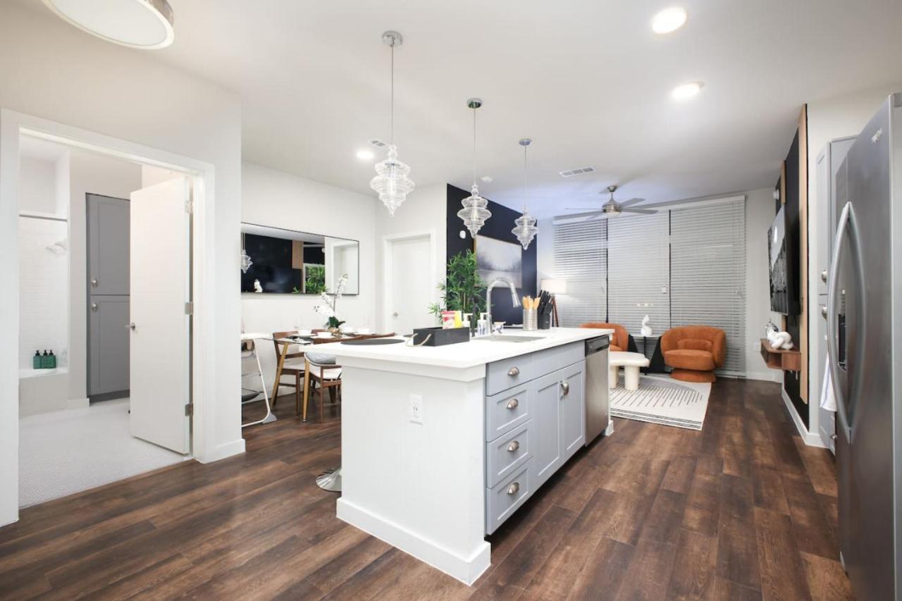 Chic 2Br W Gym, Parking Near Rvrwalk & Dome * San Antonio