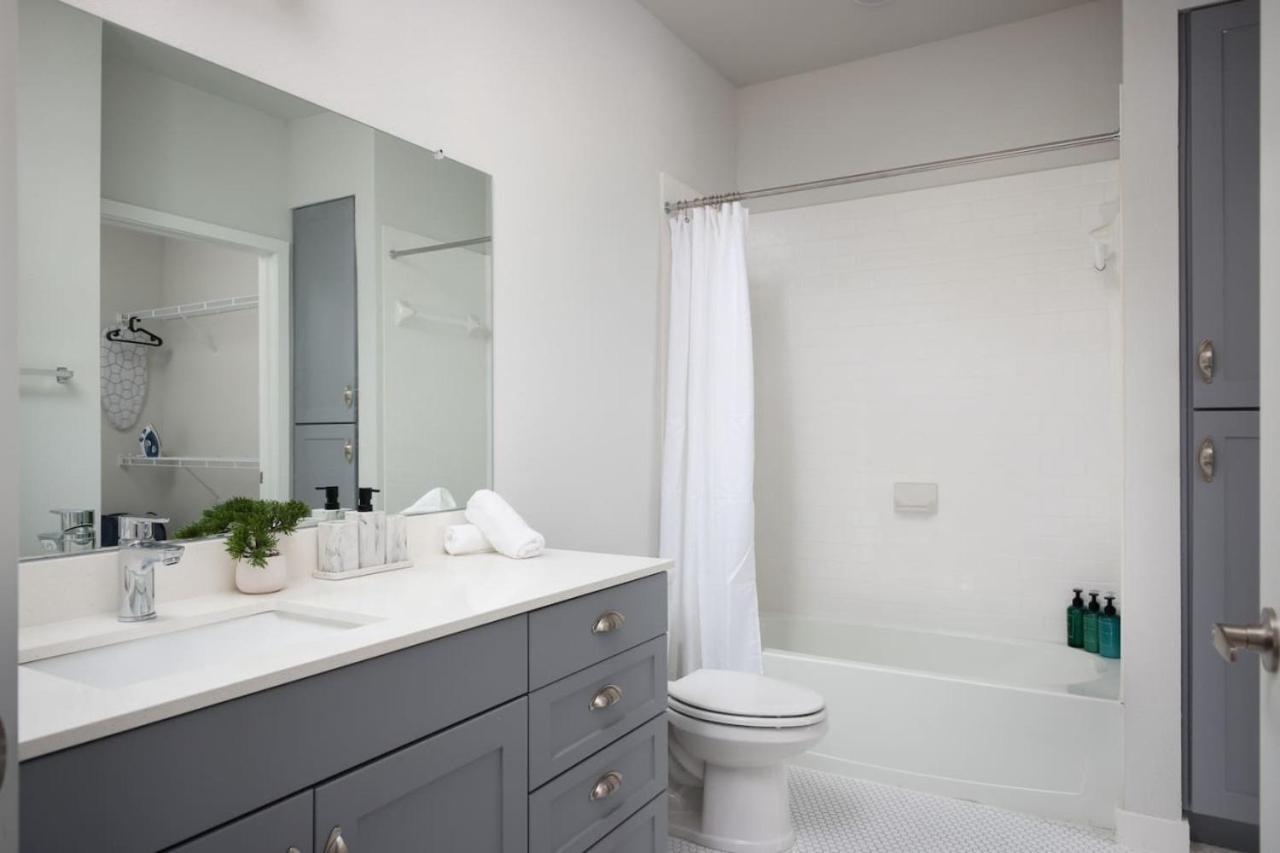 Cozy 2Br W Gym, Parking Near Rvrwalk&Dome * San Antonio