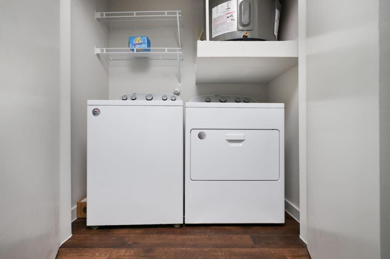 Apartment Cozy 2Br W Gym, Parking Near Rvrwalk&Dome