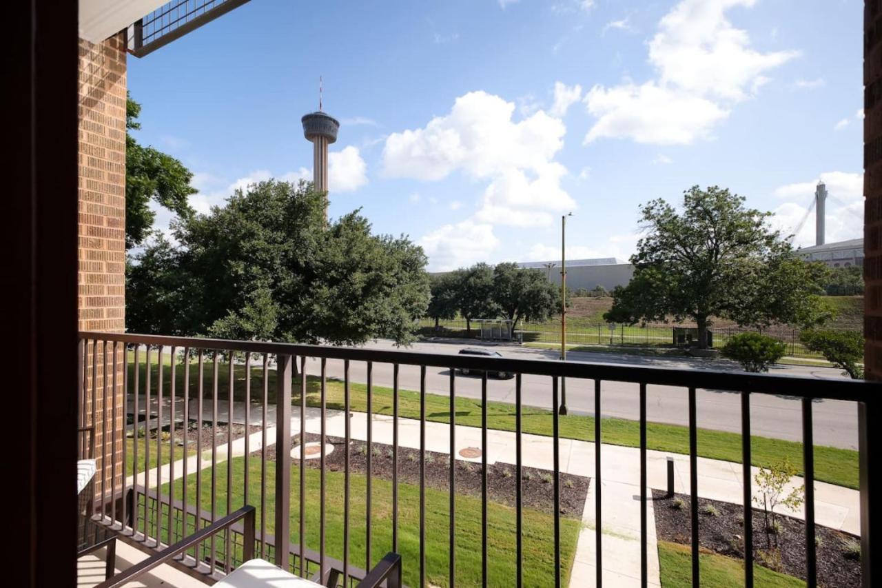 Apartment Cozy 2Br W Gym, Parking Near Rvrwalk&Dome *