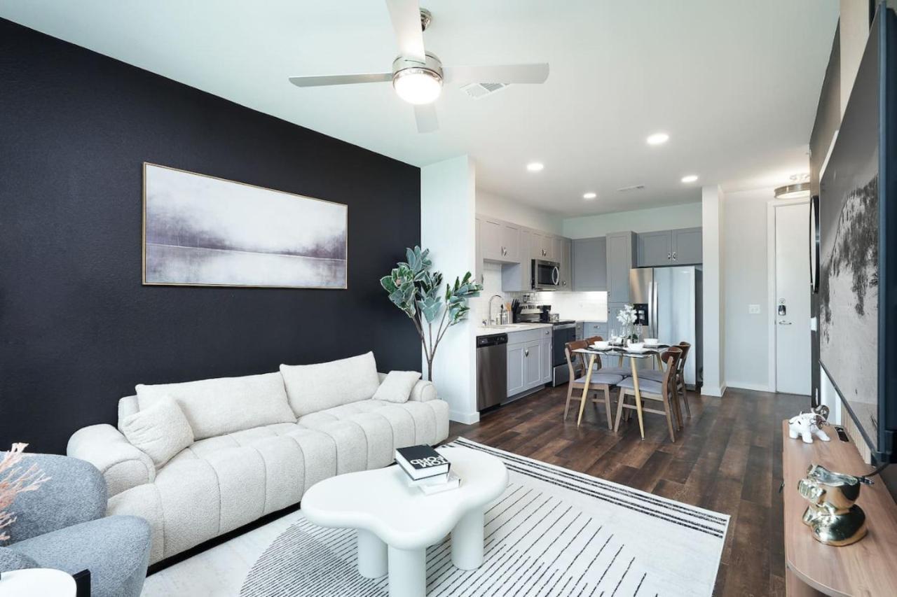 Apartment Sleek 1br W Gym, Parking Near Rvrwalk & Dome San Antonio