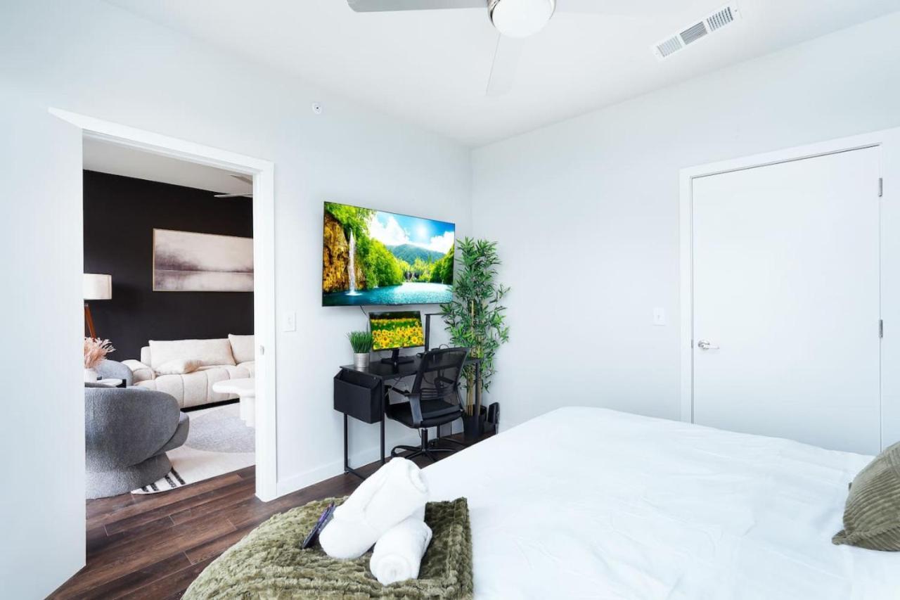 Sleek 1br W Gym, Parking Near Rvrwalk & Dome Apartment San Antonio