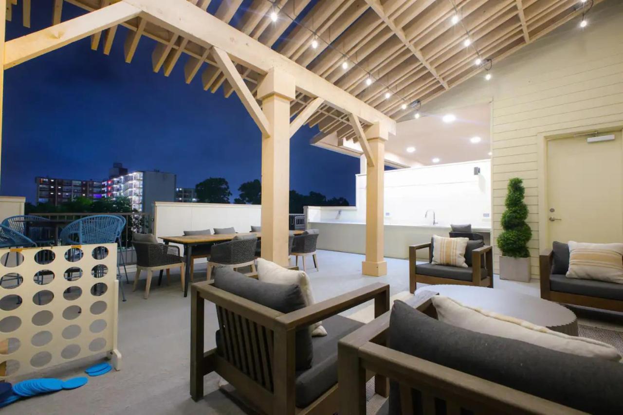 Stylish 2 Bedroom W Gym, Parking Near Rvrwalk & Dome San Antonio