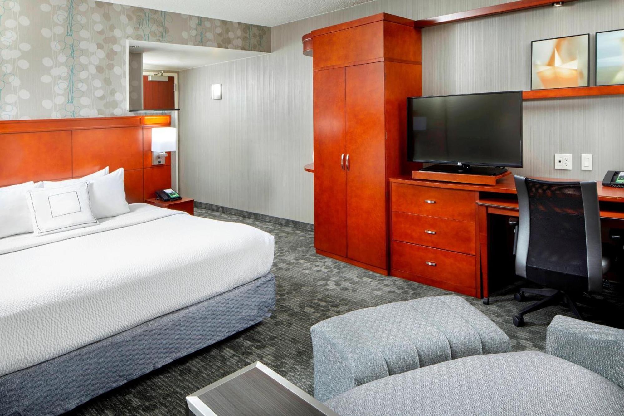 Courtyard By Marriott Six Flags At The Rim 3* San Antonio