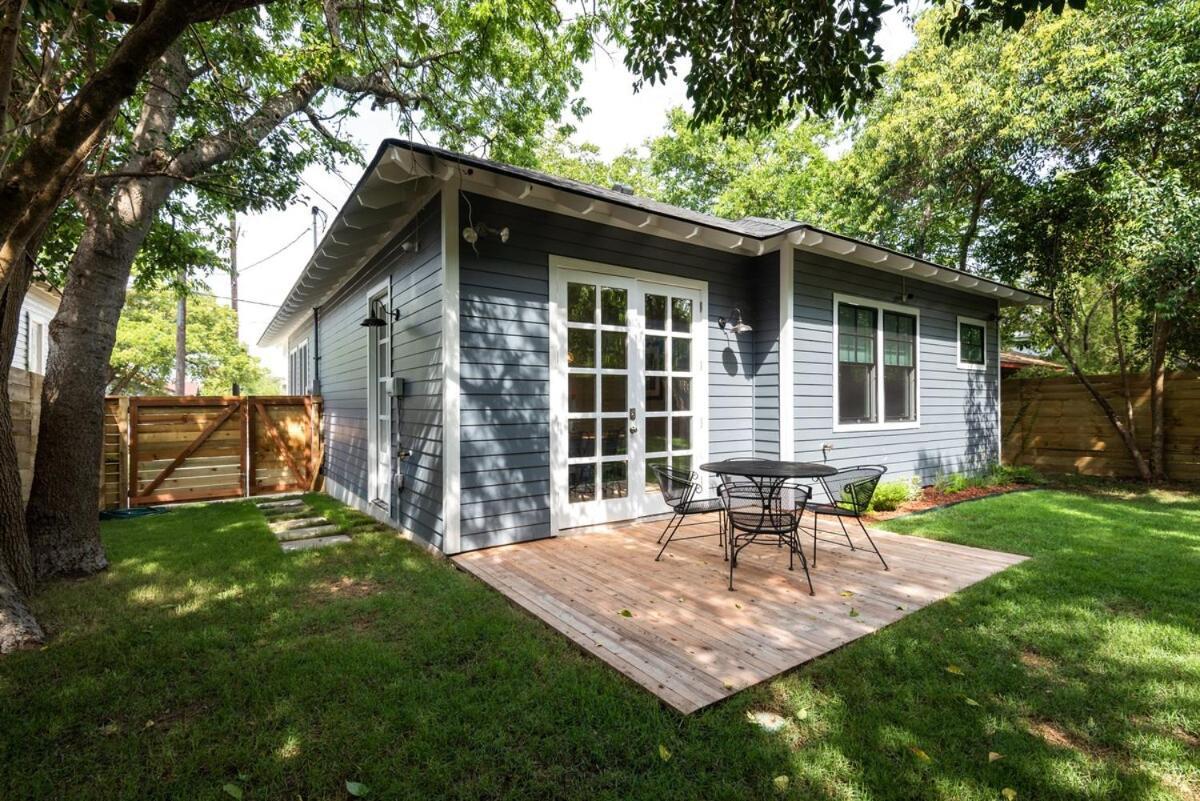 Discover The Riverwalk From New Craftsman Family *