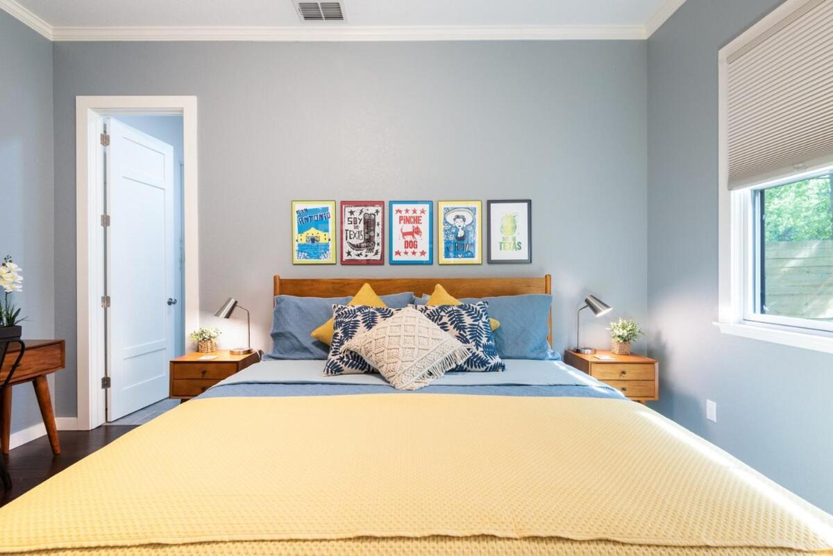 Discover The Riverwalk From New Craftsman Family Holiday home *
