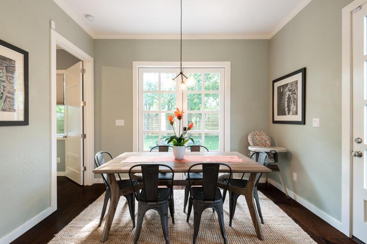 Discover The Riverwalk From New Craftsman Family *