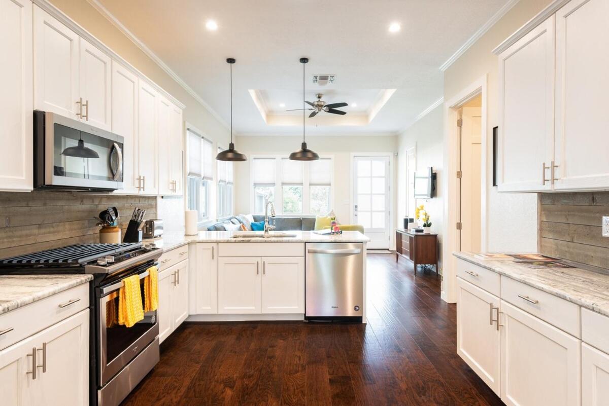 Discover The Riverwalk From New Craftsman Family San Antonio