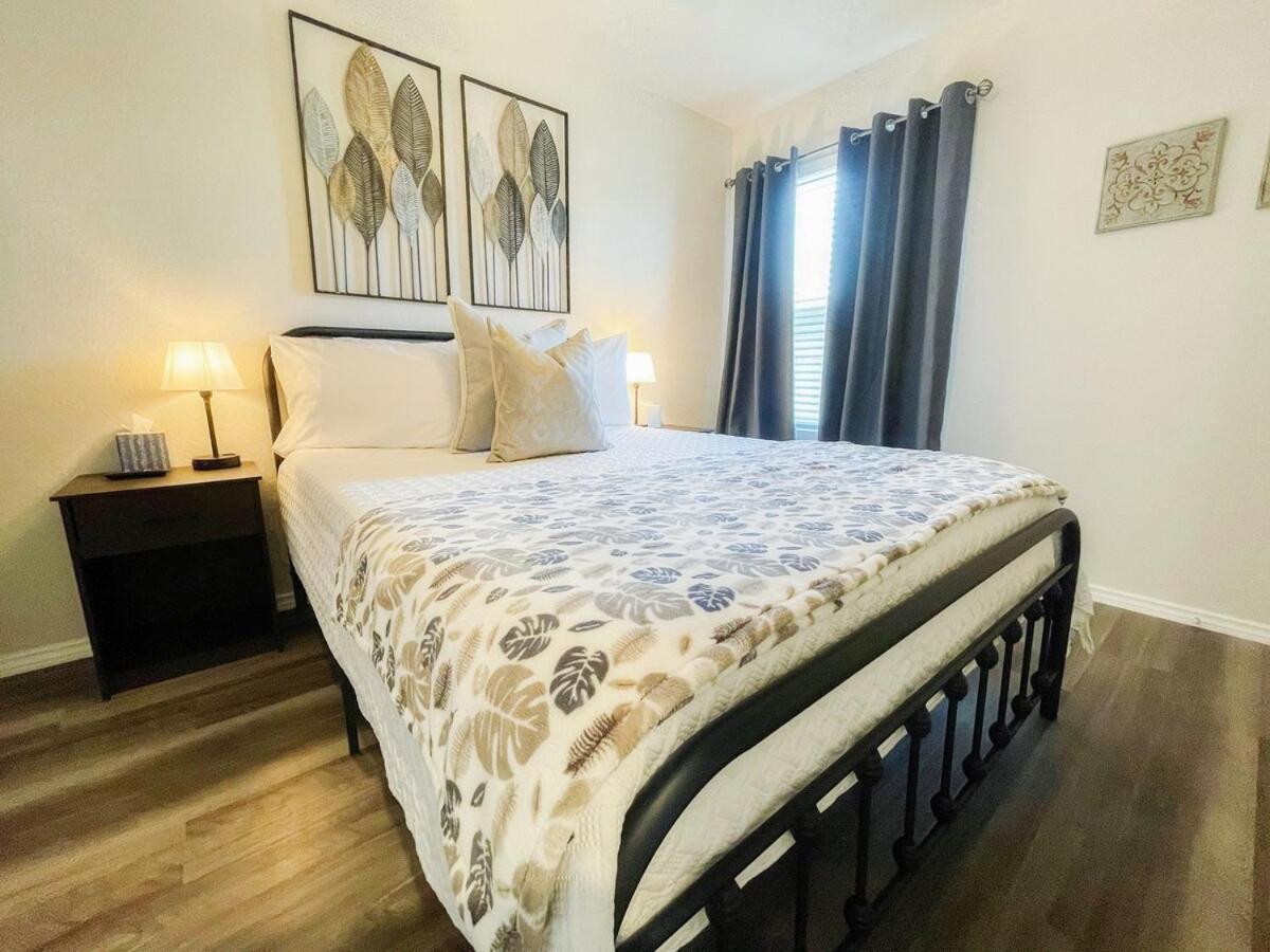 Family Cozy Family Gem Near Seaworld Lackland Holiday home *