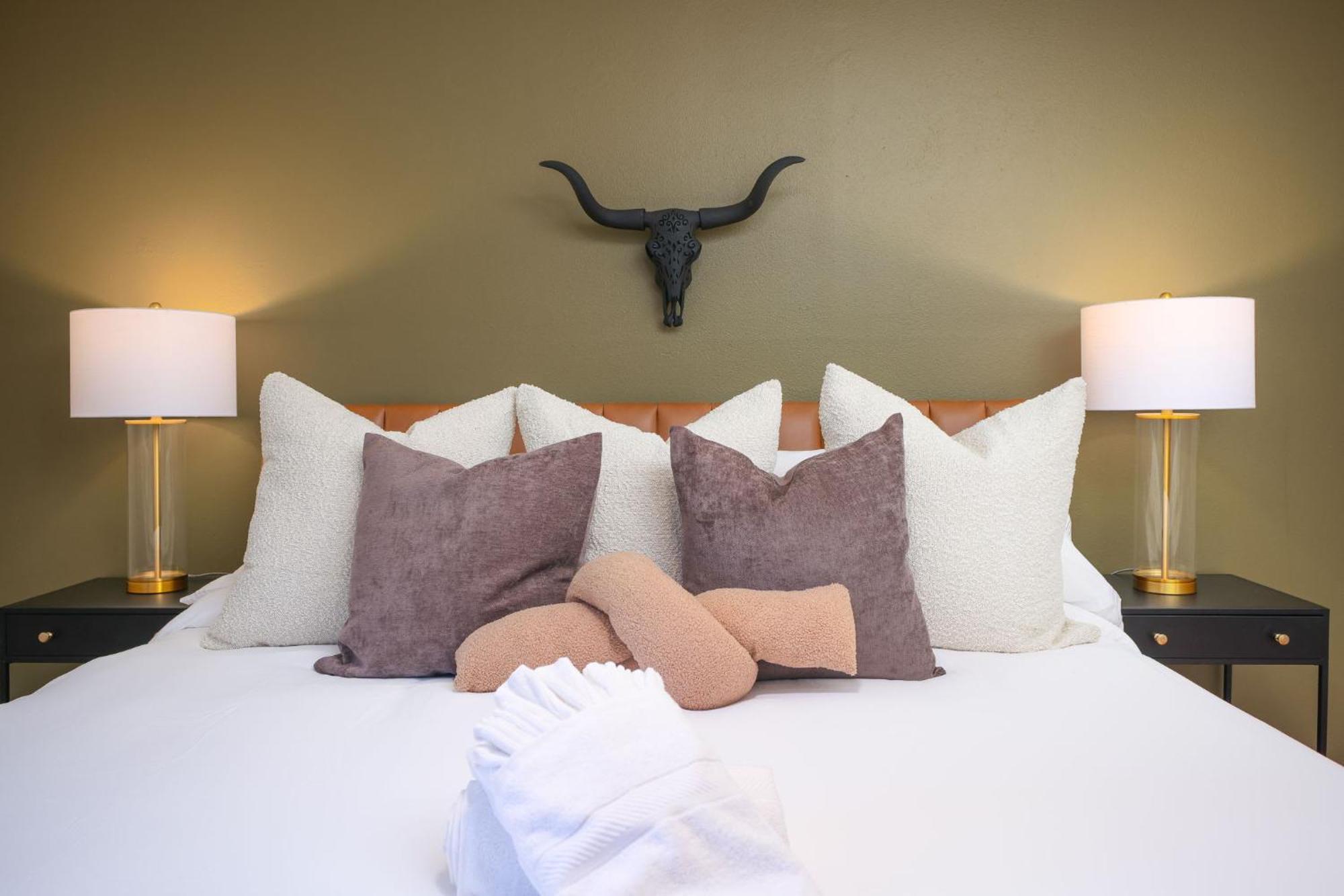 Texas Oasis - Pool Games Hot Tub & Family Fun * San Antonio