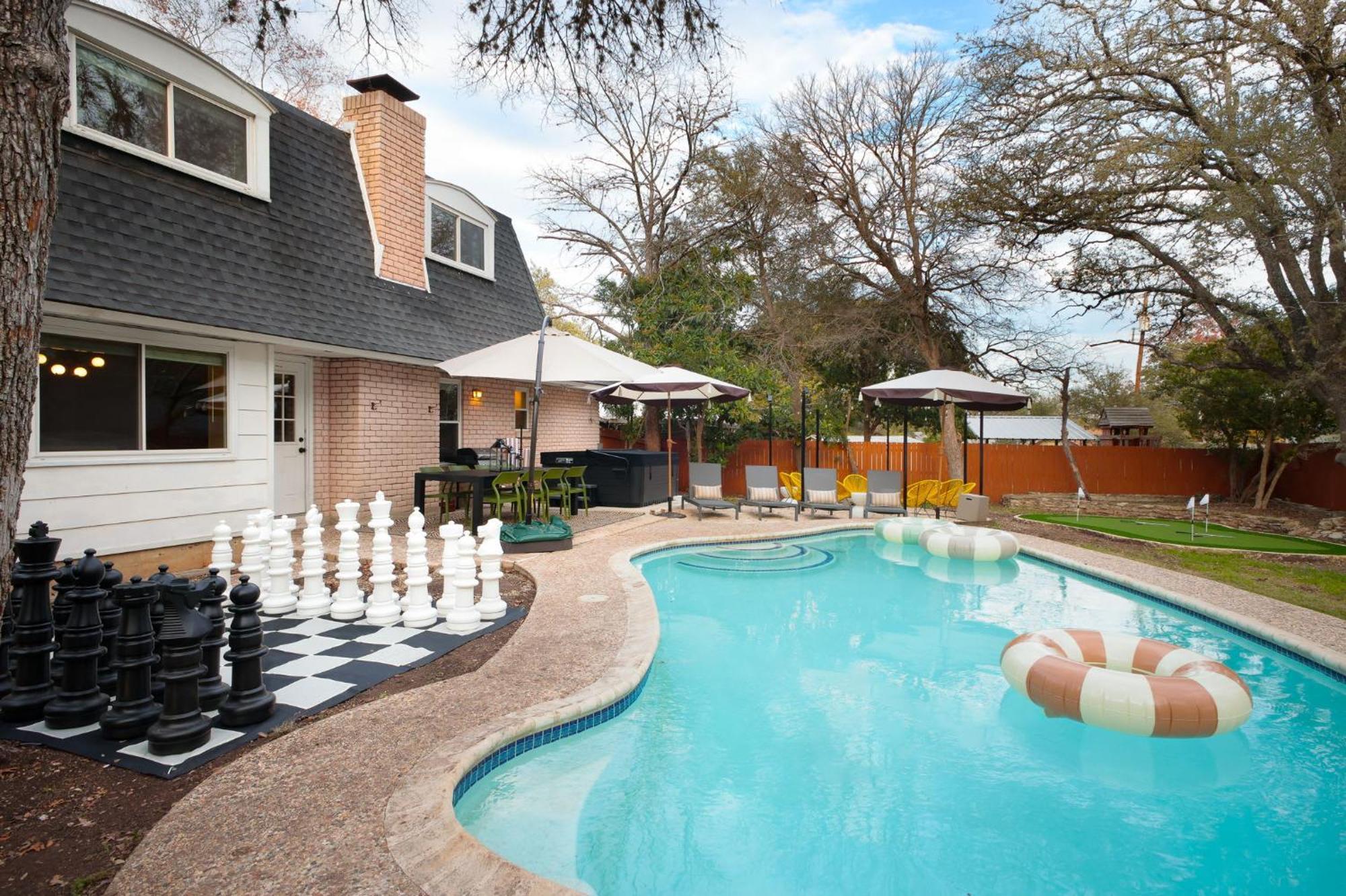 Texas Oasis - Pool Games Hot Tub & Family Fun Holiday home San Antonio