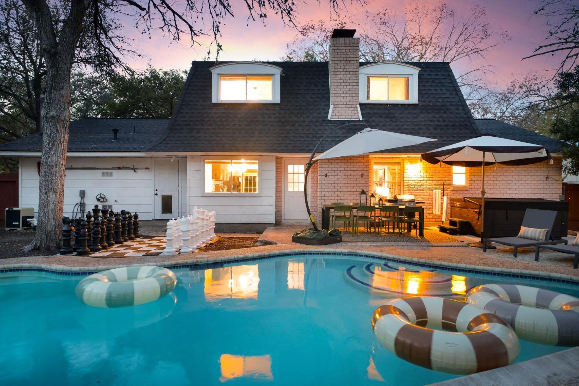 Texas Oasis - Pool Games Hot Tub & Family Fun Holiday home