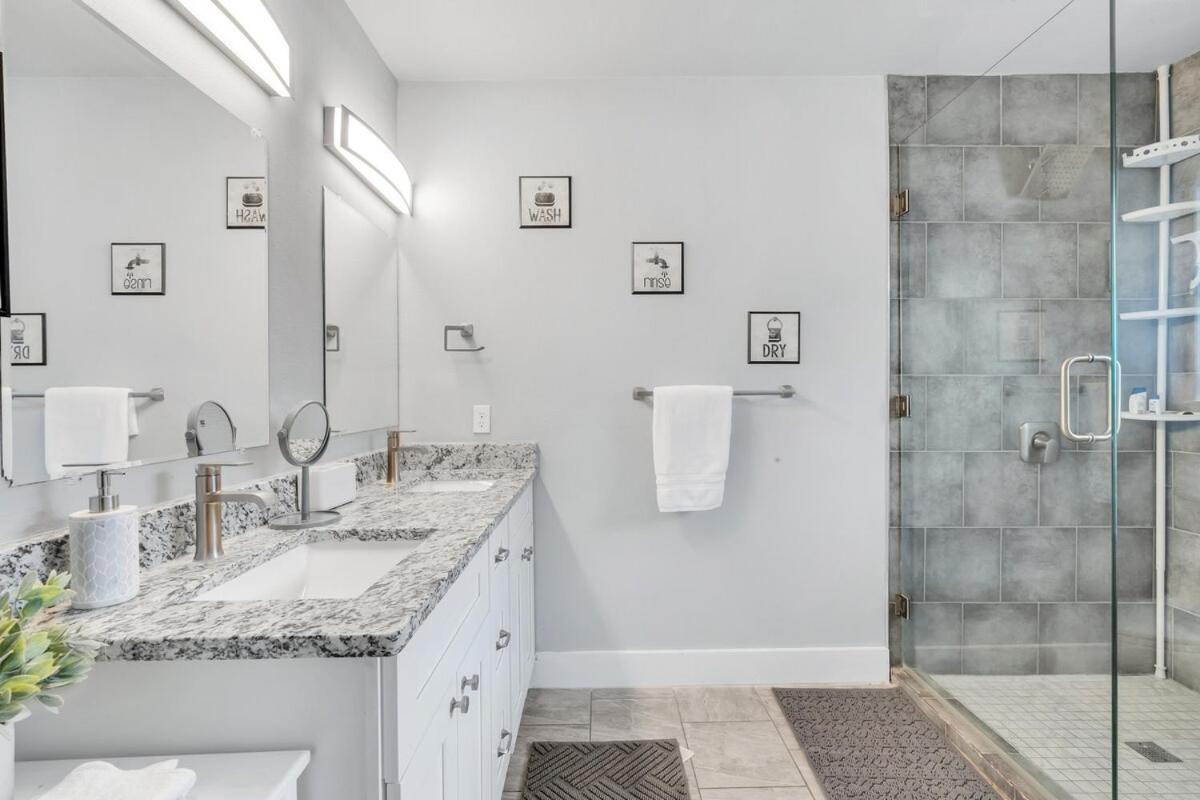 Charming Downtown Sa With Pool And Hot Tub Holiday home San Antonio