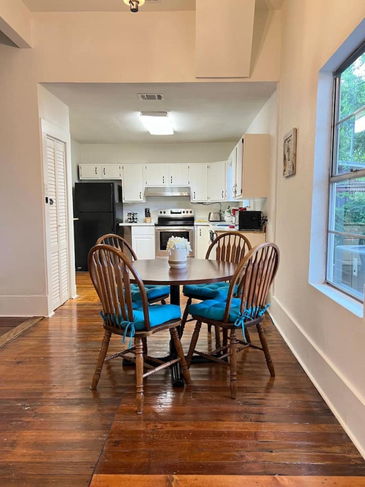 Charming Near Convention Center In Shared * San Antonio