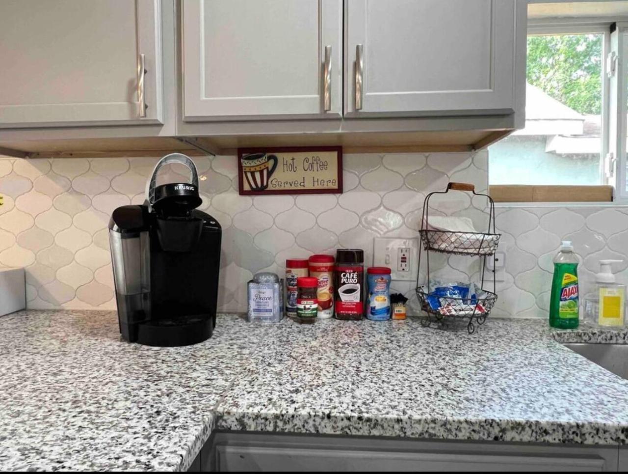 Holiday home Beautiful Private In Shared - Near Frost Bank Center San Antonio