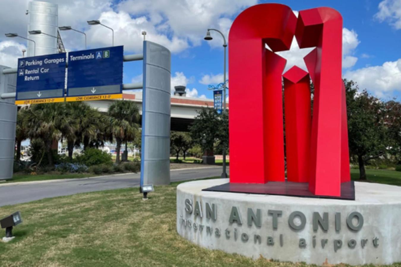 Holiday home Comfy Big Private In Shared Home- 2miles Alamodome San Antonio