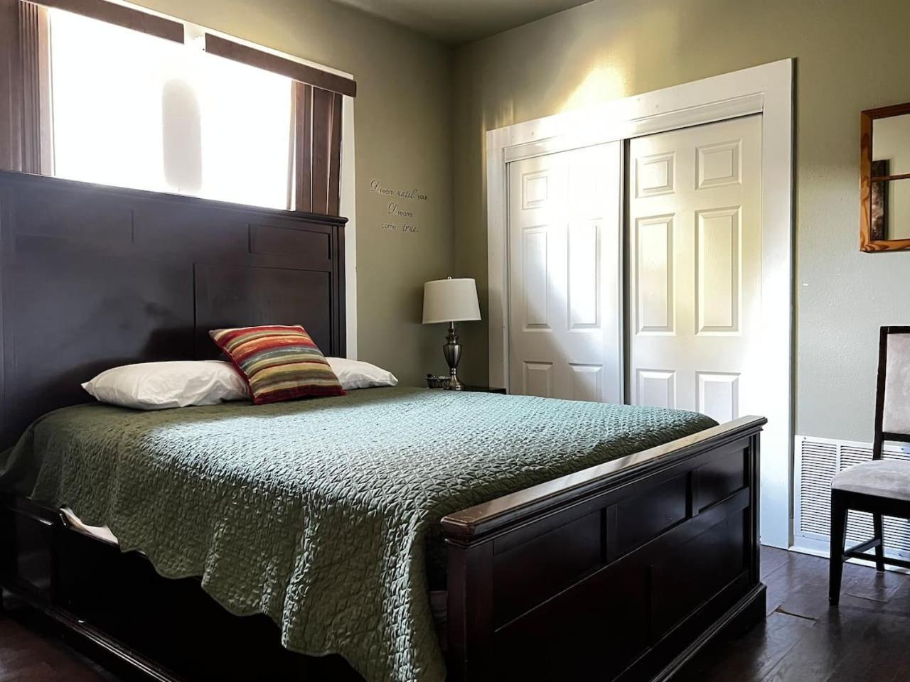 Holiday home Spacious In Shared 9 Min To Convention Center San Antonio