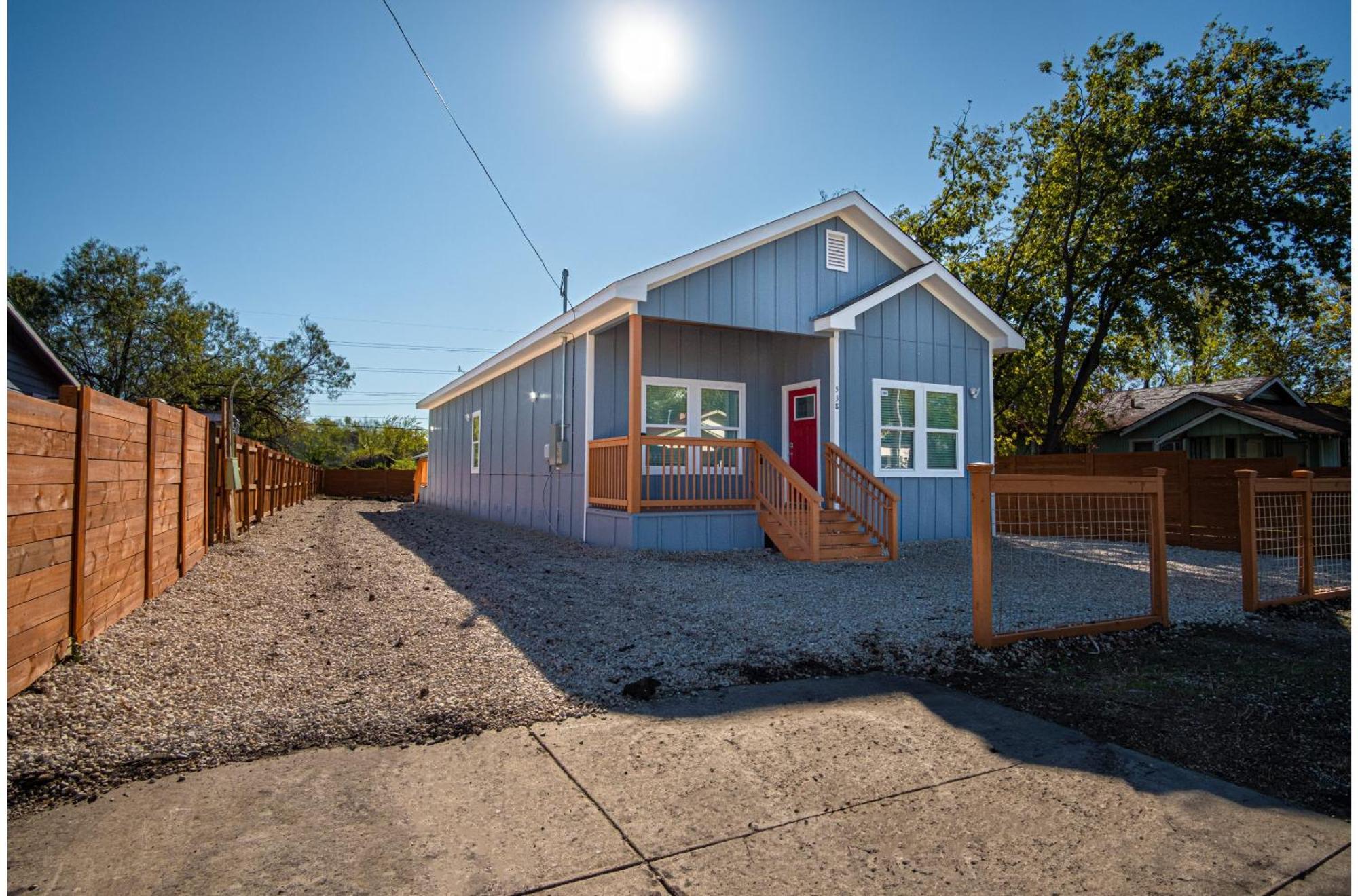 Stylish 3br2ba Urban Retreat Near Lively Downtown * San Antonio