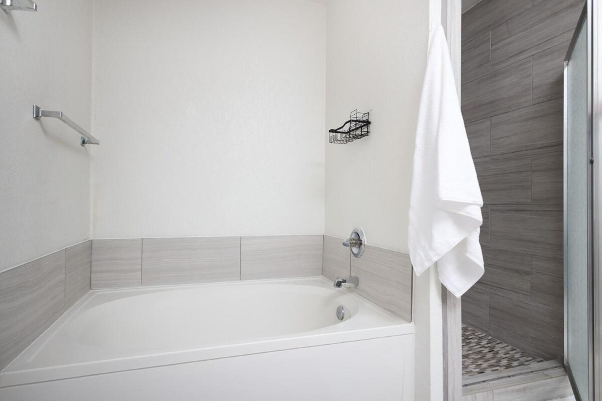 Holiday home Stone Oak Retreat Hot Tub & Plunge Pool