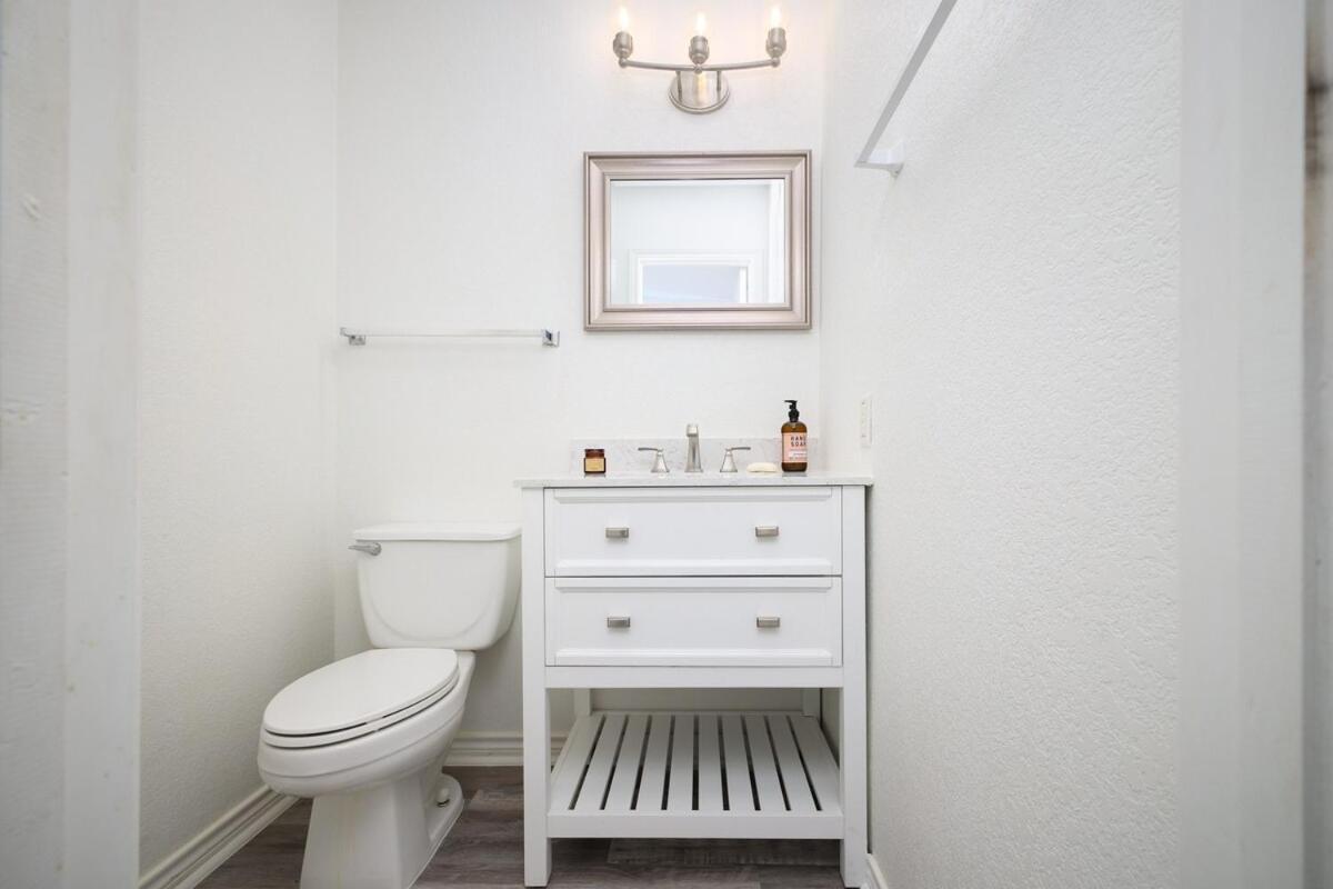 Stone Oak Retreat Hot Tub & Plunge Pool * San Antonio