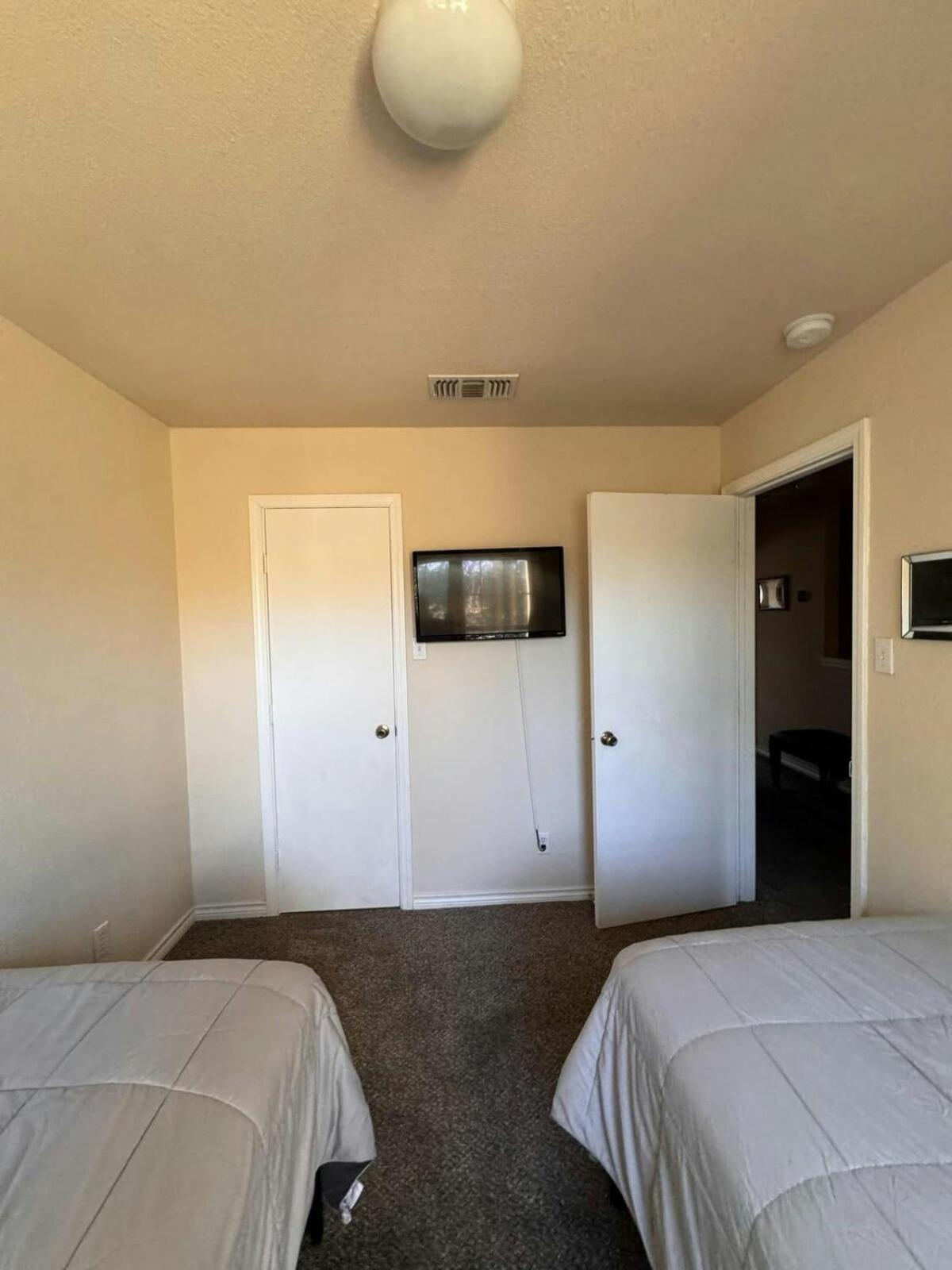 Holiday home King's Camp 3 Bed 2 Bath Seaworld And Medical San Antonio