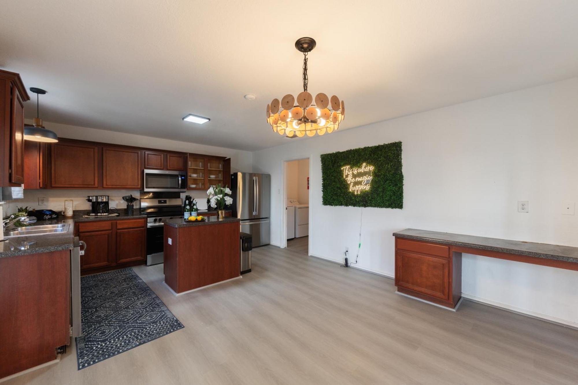 10819 - Family-friendly Near Lackland Afb Holiday home San Antonio