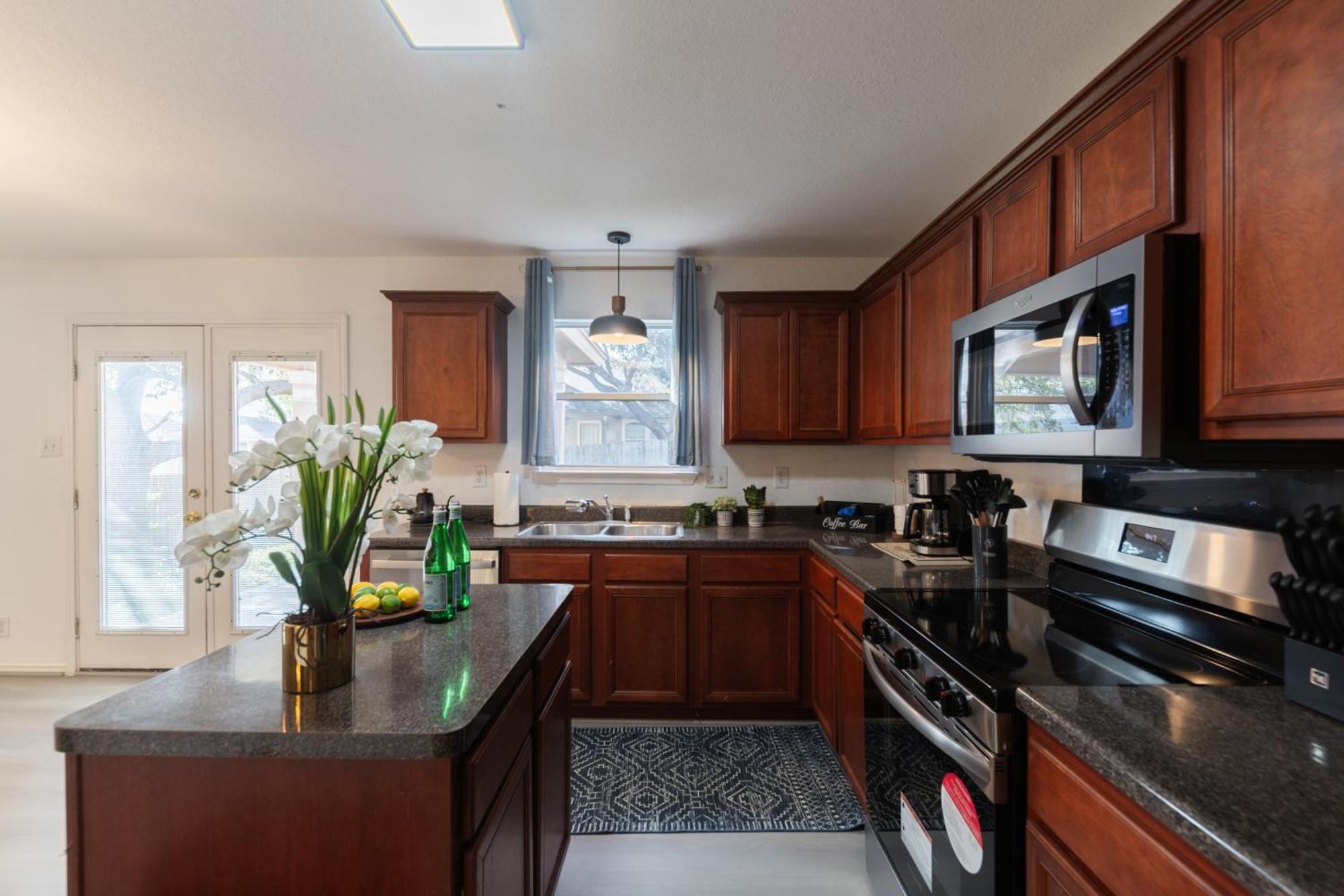 10819 - Family-friendly Near Lackland Afb *