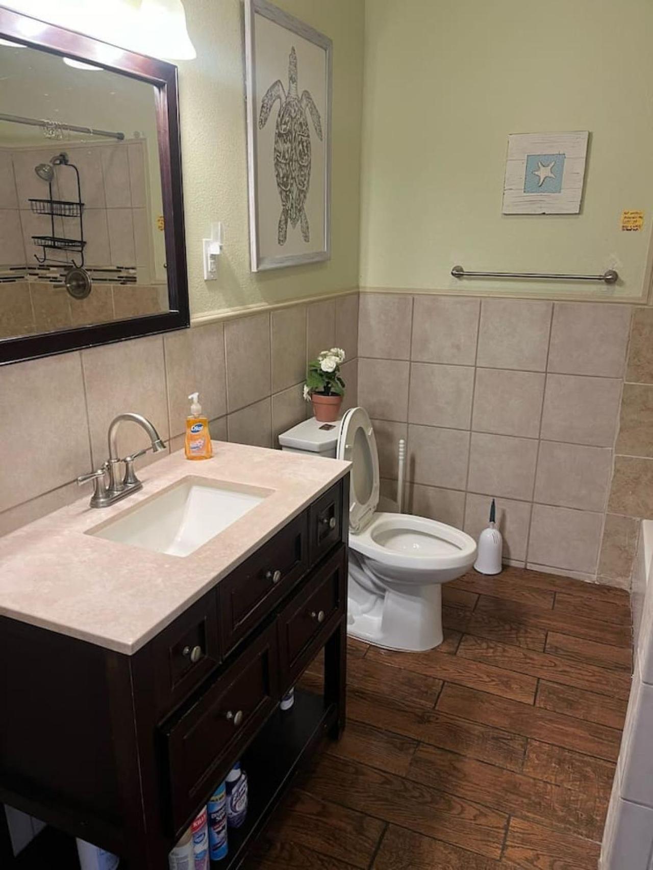 Southern Private In Shared Near Downtown Holiday home San Antonio